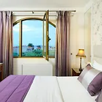 Apartment Maryan