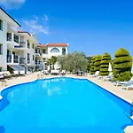 Maryan Apartment *
