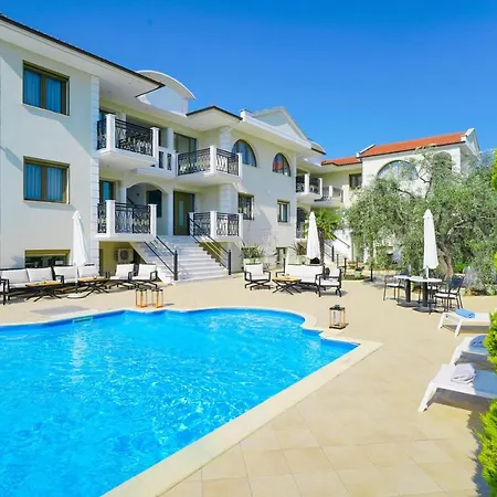 Maryan Apartment *