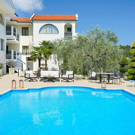 Apartment Maryan *